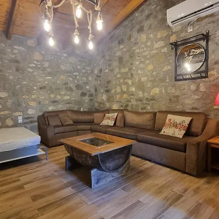 House With Big Garden And Barbeque In Nature Vourgareli Exterior photo
